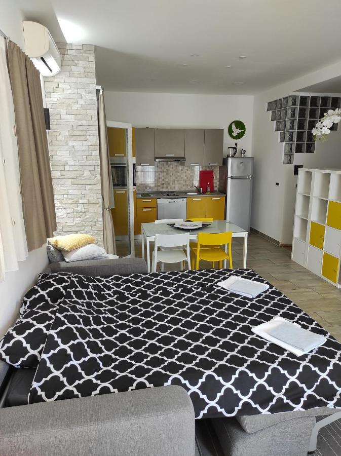 White Pigeon Apartment Split Bagian luar foto